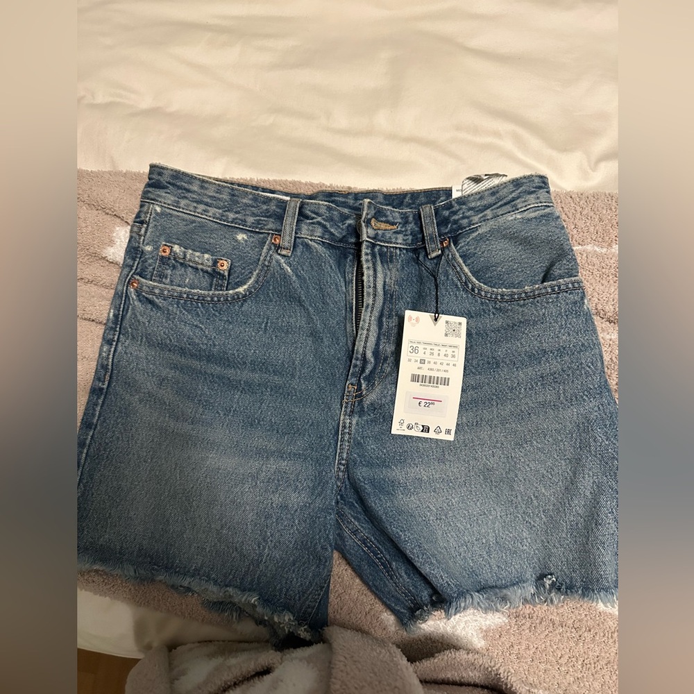 NWT Zara Boyfriend Bermuda Jean Shorts